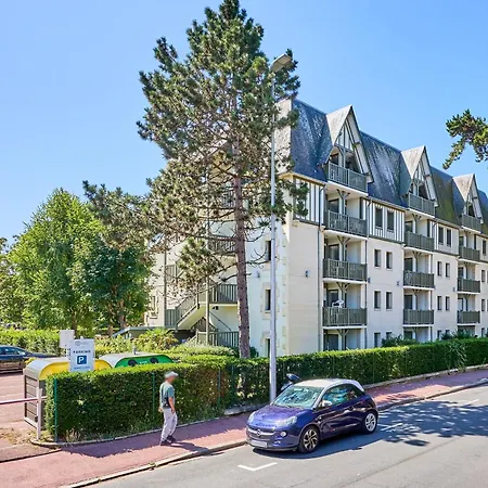 Lägenhetshotell Pierre & Les Embruns 2*