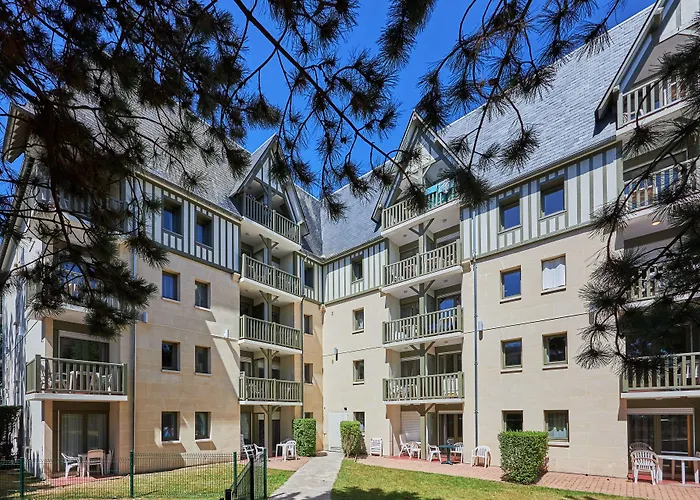 Pierre & Les Embruns Lägenhetshotell 2*