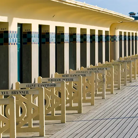 Pierre & Les Embruns Deauville