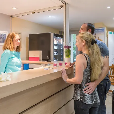 Pierre & Les Embruns מלון דירות דוביל