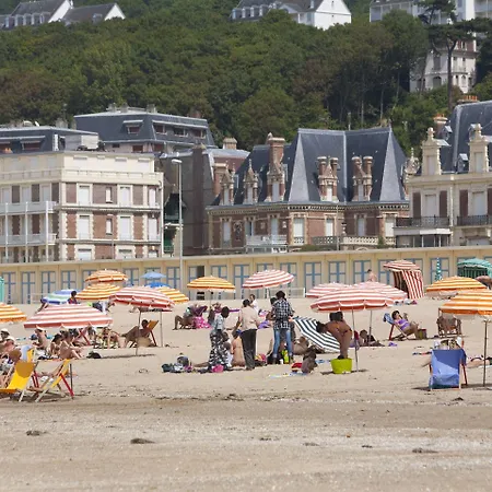 Pierre & Les Embruns 3*