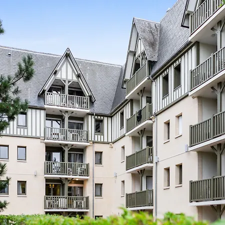 Appart hôtel Pierre&vacances Les Embruns 3*