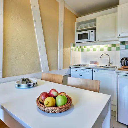 Pierre & Les Embruns Aparthotel 3*