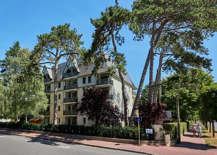 Pierre&vacances Les Embruns Appart hôtel 3*