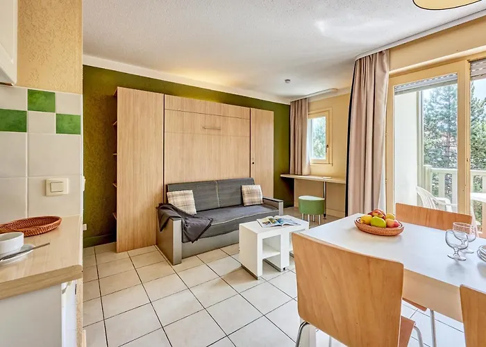 Appart hôtel Pierre&vacances Les Embruns 3*