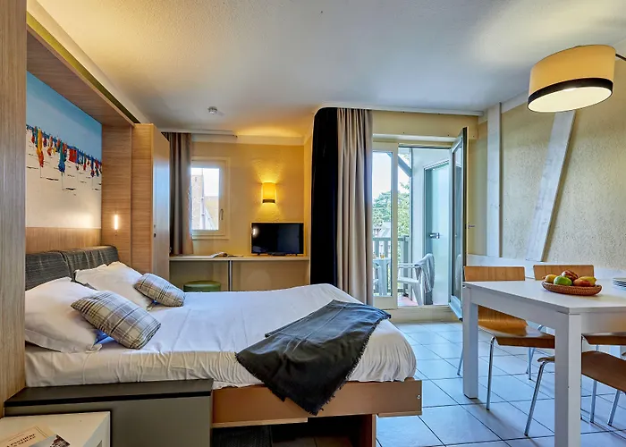 Appart hôtel Pierre&vacances Les Embruns 3*