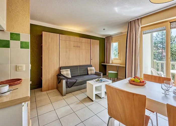 Appart hôtel Pierre&vacances Les Embruns 3*