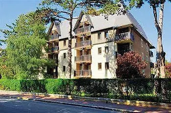 Appart hôtel Pierre&vacances Les Embruns 3*